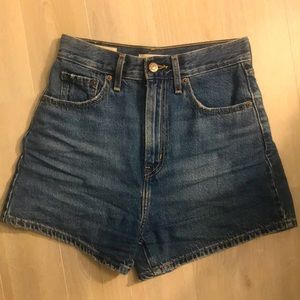 Levi’s High Loose Women’s shorts